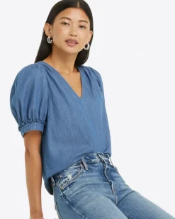 Heidi V-Neck Top in Chambray