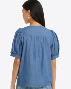 Heidi V-Neck Top in Chambray