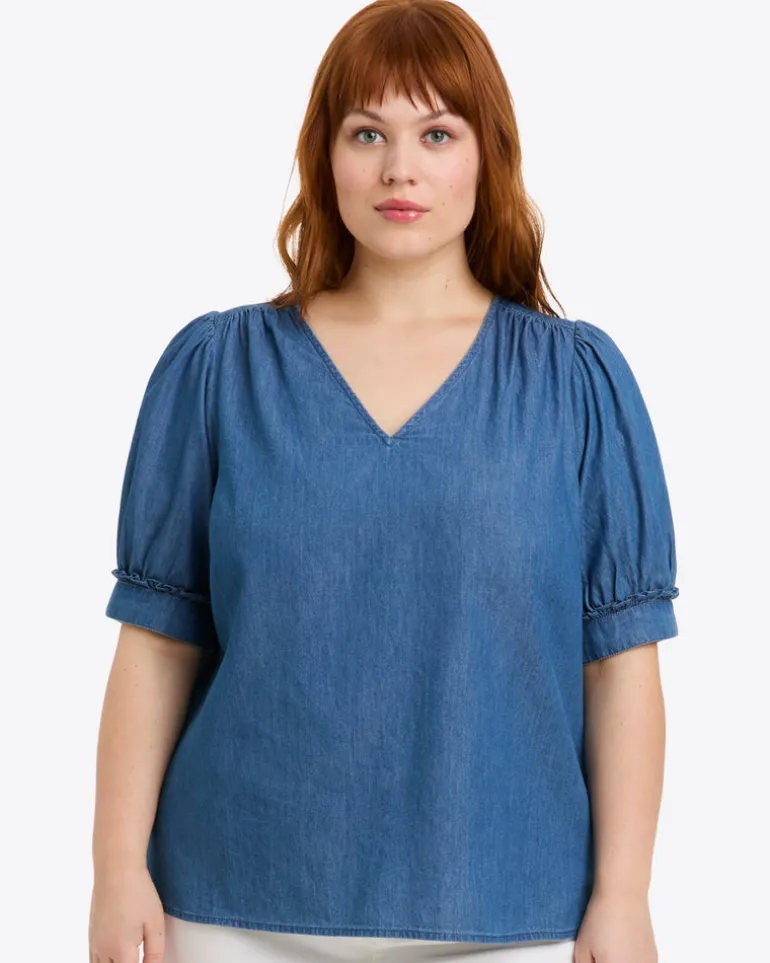 Heidi V-Neck Top in Chambray