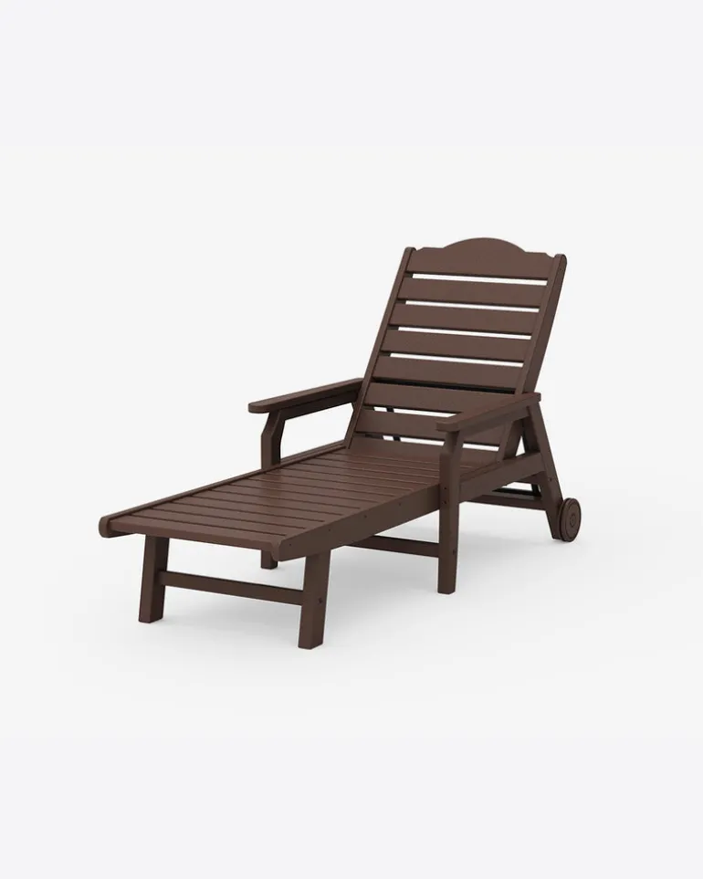 Savannah Chaise with Arms and Wheels